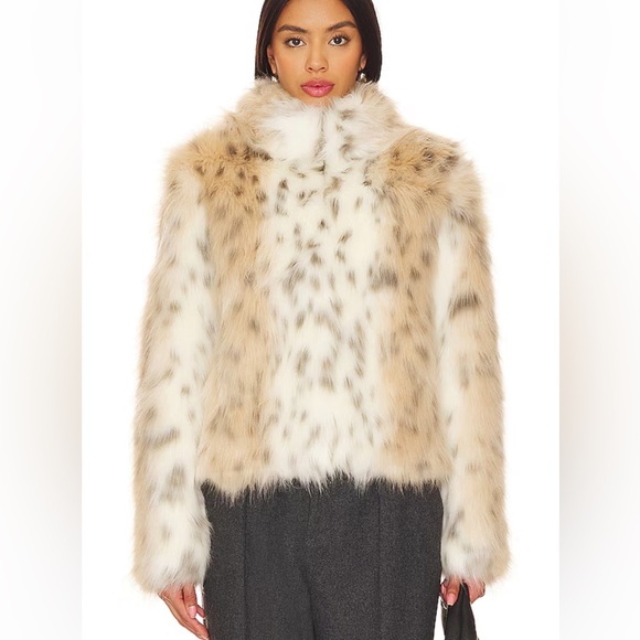 Elegant Faux Fur Jacket - Cream and Brown - Picture 2 of 7